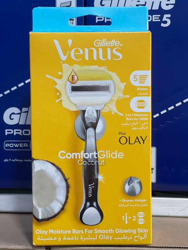خودتراش زنانه ژیلت ونوس اولای ComfortGlide Coconut Plus Olay مدل ۵ تیغه به همراه ۲ سری یدک و نوار مرطوبکننده نارگیل